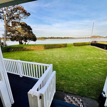 Monarch Cottage On The Estuary Athenree Exterior foto